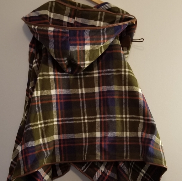 S/M - Vest - Picture 3 of 6